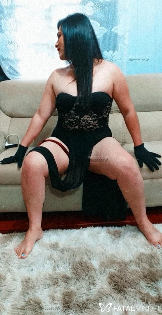 Acompanhante mulher trans morena (o) de olhos castanhos em Palmeira das Missões - Nathalia Oliveira