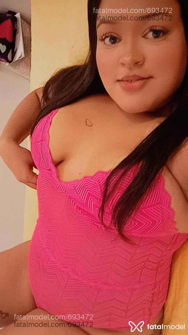 Acompanhante mulher morena (o) de olhos castanhos - Julia Ferraz