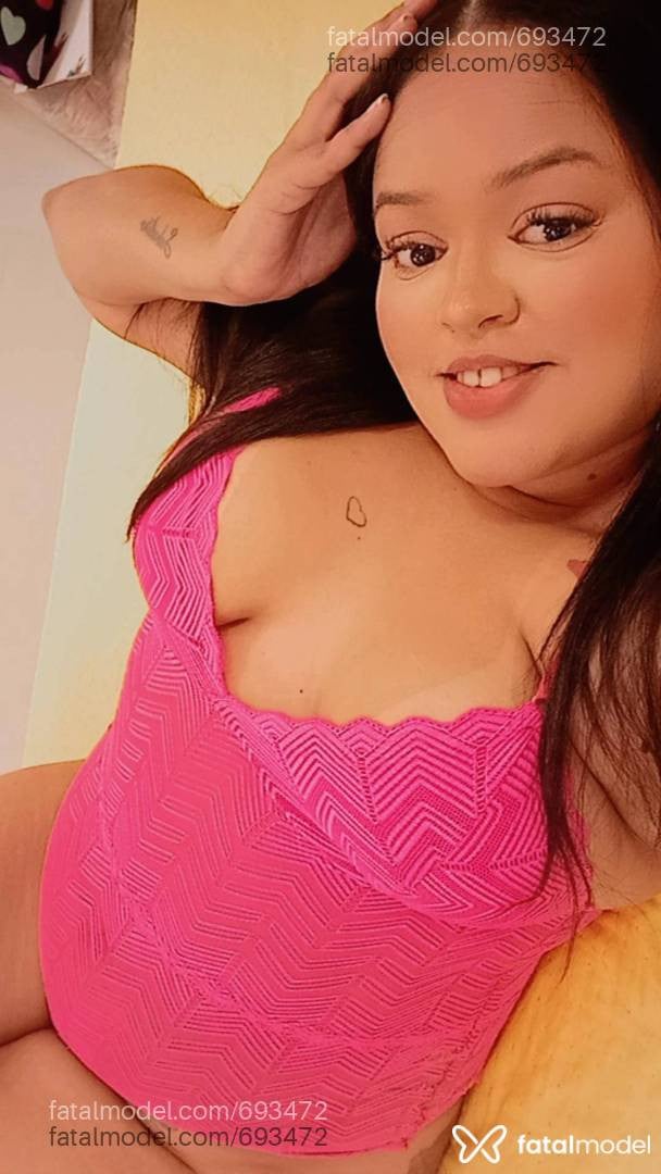Acompanhante mulher morena (o) de olhos castanhos - Julia Ferraz