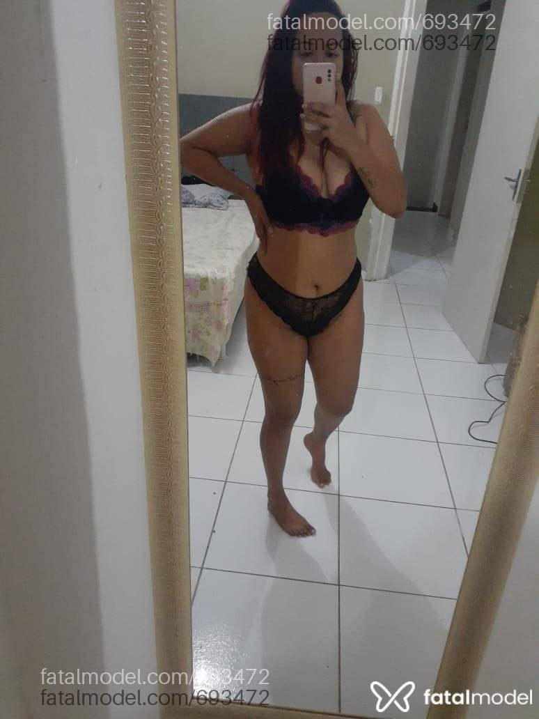 Acompanhante mulher morena (o) de olhos castanhos em Juazeiro do Norte - Julia Ferraz
