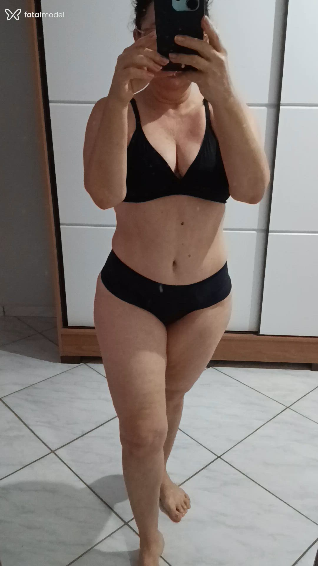 Acompanhante mulher morena (o) de olhos verdes - Fran
