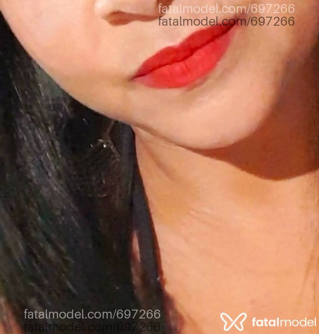 Acompanhante mulher com cabelo castanho de olhos castanhos em Ji-Paraná - Marie Tupi