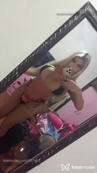 Acompanhante mulher trans loira (o) de olhos castanhos em Foz do Iguaçu - Luanna santos