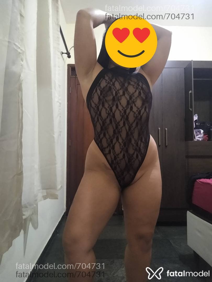 Acompanhante mulher com cabelo castanho de olhos castanhos - Sophia Sutter