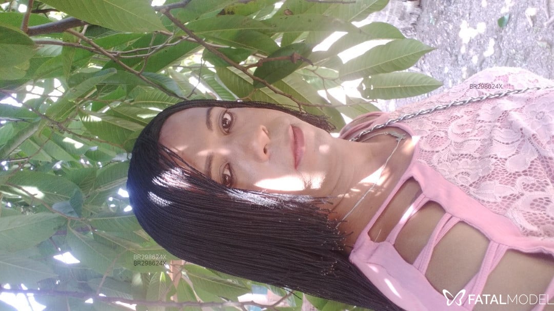 Acompanhante mulher trans morena (o) de olhos castanhos em Campo Novo do Parecis - Kelly Suzana