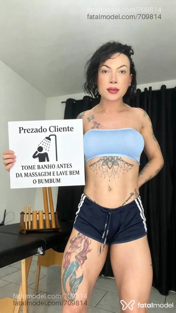Acompanhante mulher trans morena (o) de olhos castanhos - Amanda Nuru