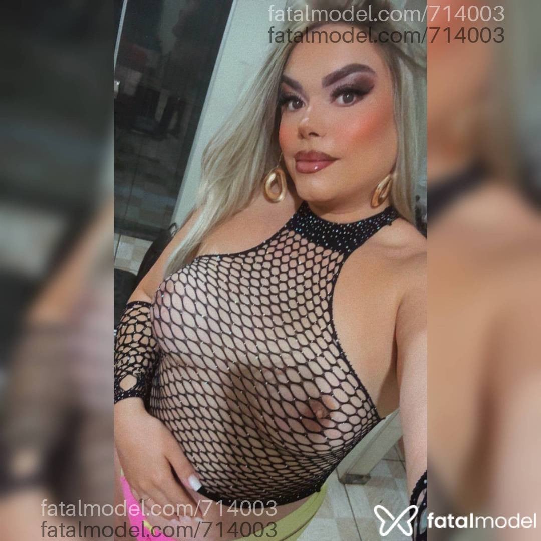 Acompanhante travesti loira (o) de olhos castanhos em Franca - Angelina Castillho