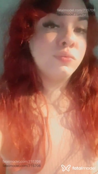 Acompanhante mulher trans ruiva (o) de olhos castanhos em Anápolis - Katy