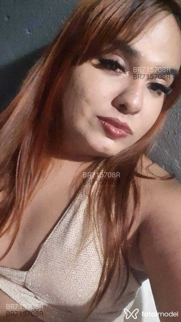 Acompanhante mulher trans ruiva (o) de olhos castanhos em Anápolis - Katy