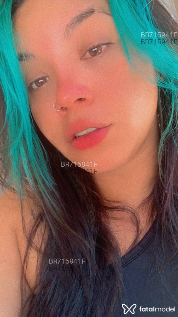 Acompanhante mulher morena (o) de olhos mel em Rio de Janeiro Acompanhante mulher morena (o) de olhos mel em Rio de Janeiro - Aline Lopez