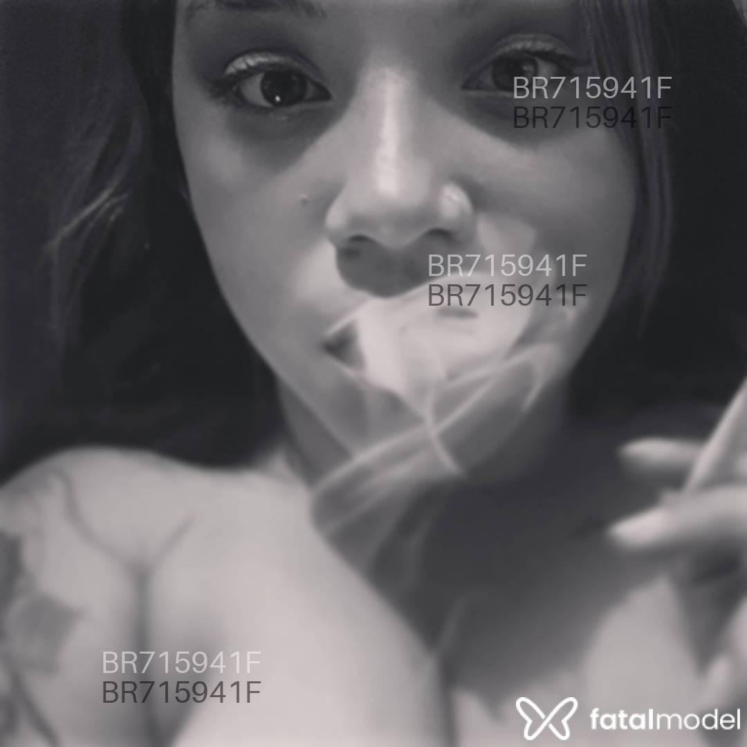 Acompanhante mulher morena (o) de olhos mel em Rio de Janeiro Acompanhante mulher morena (o) de olhos mel em Rio de Janeiro - Aline Lopez