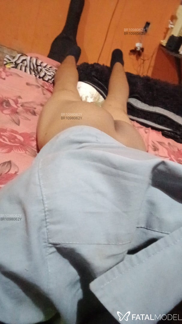 Acompanhante homem morena (o) de olhos castanhos - Negoh Acompanhante homem morena (o) de olhos castanhos - Negoh