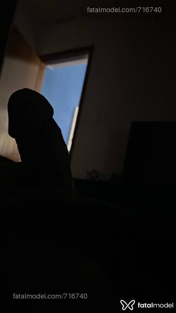 Acompanhante mulher trans morena (o) de olhos pretos - Gabriele Ohaio