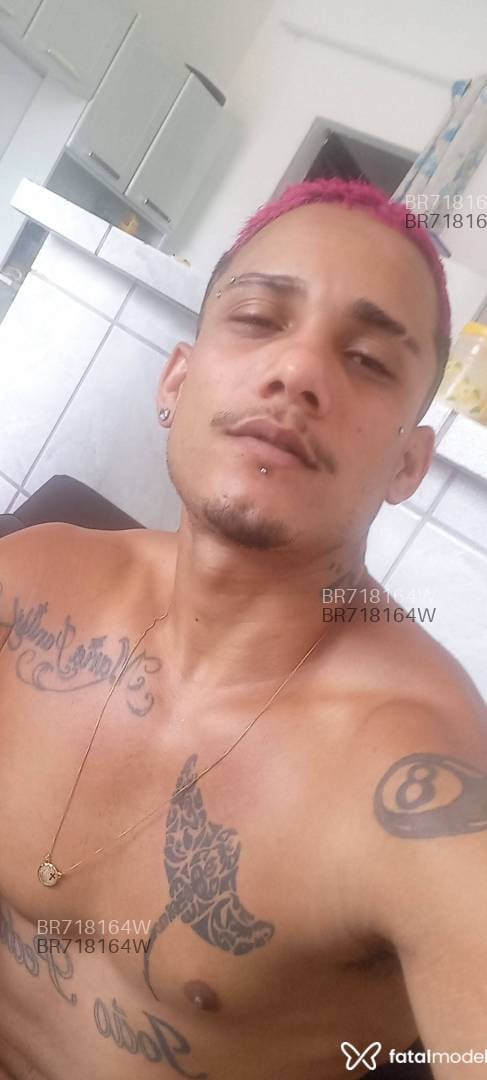 Acompanhante homem morena (o) de olhos castanhos em Recife - Maycon