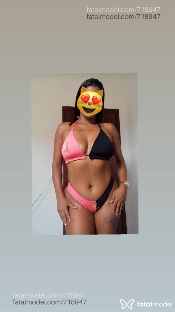 Acompanhante mulher morena (o) de olhos pretos - Pricila Muniz