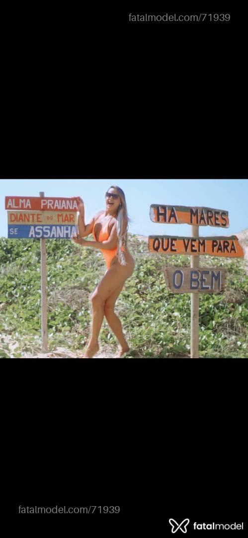 Acompanhante travesti loira (o) de olhos castanhos em Armação dos Búzios - Brunna