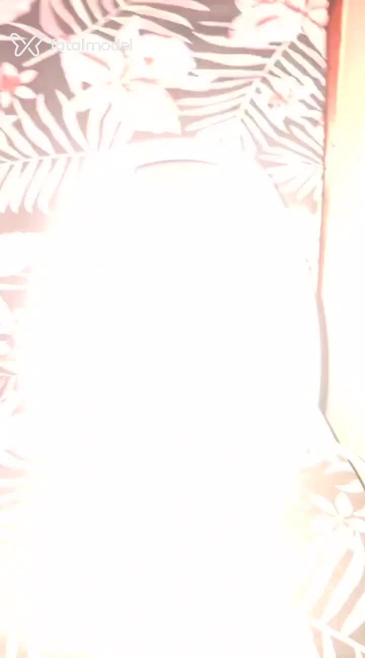 Acompanhante mulher loira (o) de olhos azuis em Umuarama Acompanhante mulher loira (o) de olhos azuis em Umuarama - KELY