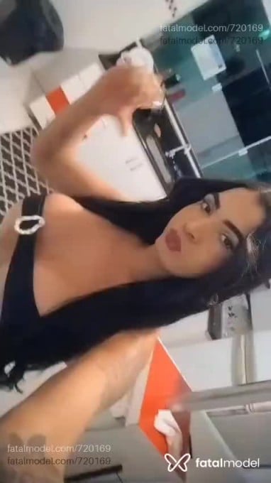 Acompanhante mulher trans morena (o) de olhos castanhos - Geovanna Toledo Acompanhante mulher trans morena (o) de olhos castanhos - Geovanna Toledo