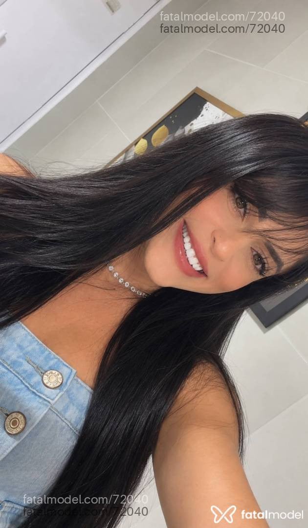 Acompanhante mulher morena (o) de olhos mel - Amanda Santos
