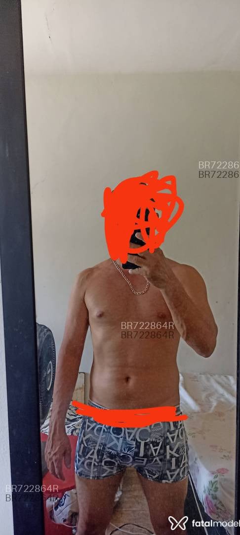 Acompanhante homem com cabelo castanho de olhos castanhos em Campos dos Goytacazes Acompanhante homem com cabelo castanho de olhos castanhos em Campos dos Goytacazes - RHIAN SOARES