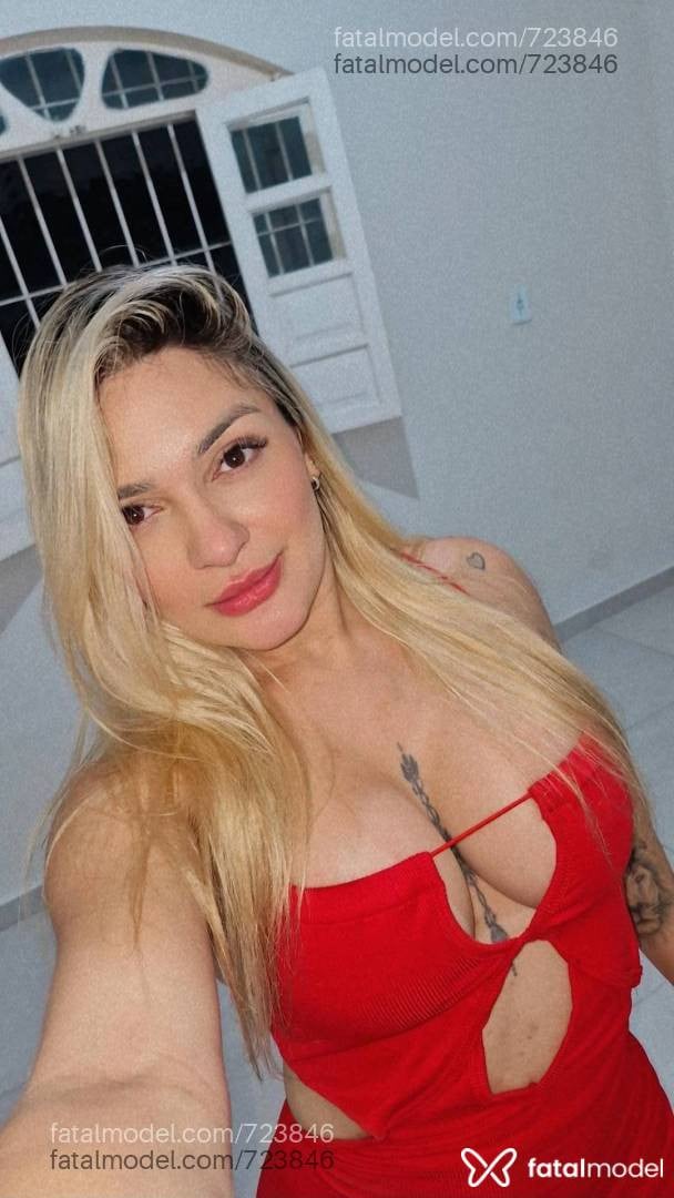 Acompanhante mulher loira (o) de olhos castanhos em Eunápolis - Milena