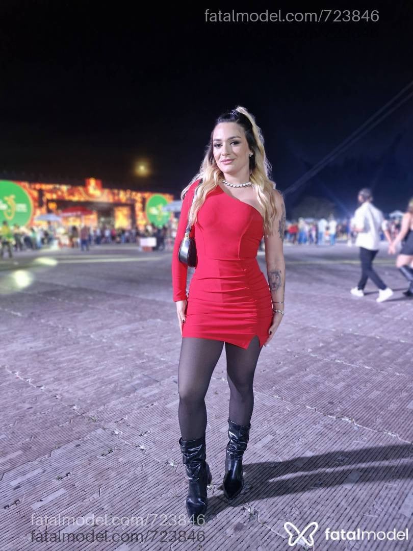 Acompanhante mulher loira (o) de olhos castanhos em Cuiabá - Milena
