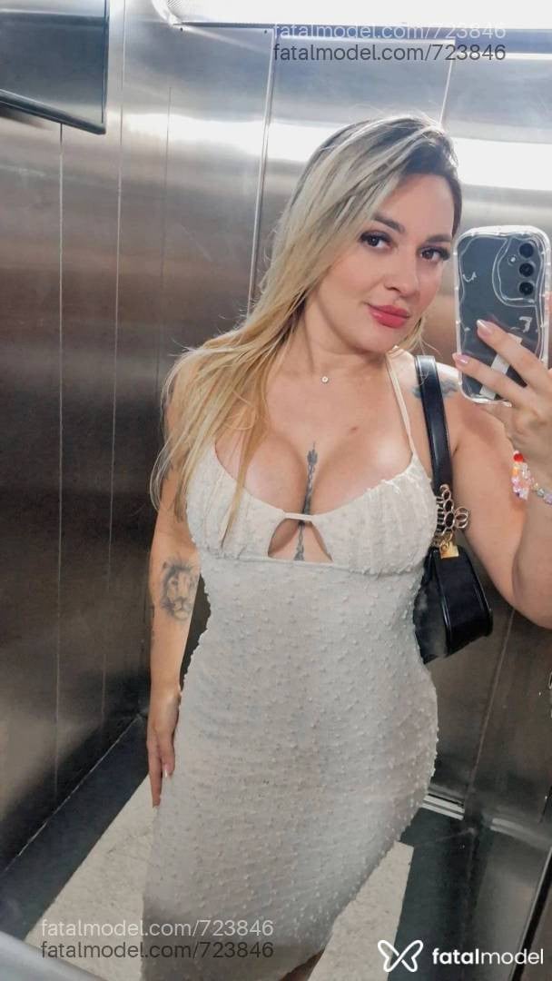 Acompanhante mulher loira (o) de olhos castanhos em Cuiabá - Milena