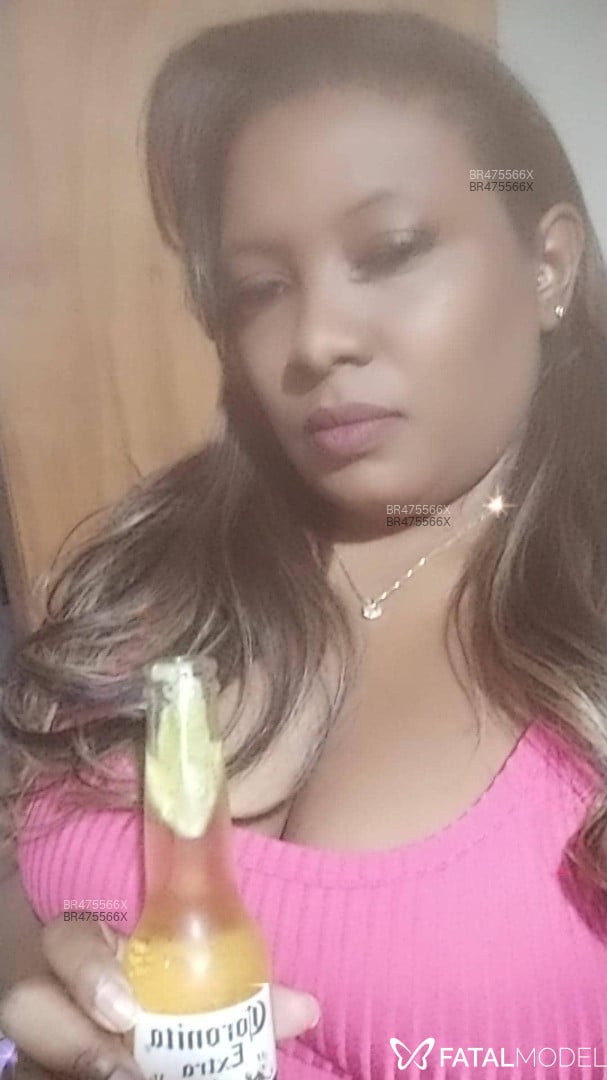 Acompanhante mulher morena (o) de olhos castanhos em Ivinhema Acompanhante mulher morena (o) de olhos castanhos em Ivinhema - Alyne