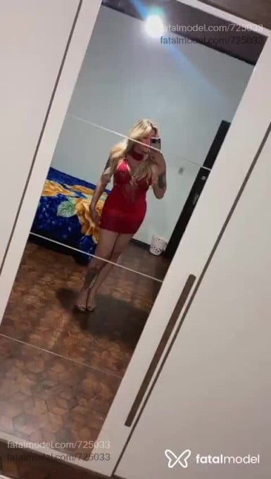 Acompanhante mulher trans loira (o) de olhos verdes em Laranjeiras do Sul - Larissa Gabriela