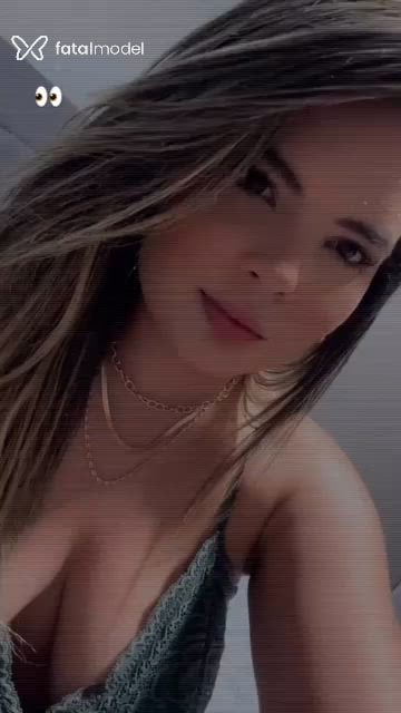 Acompanhante mulher loira (o) de olhos mel - RAFINHA MARQUES