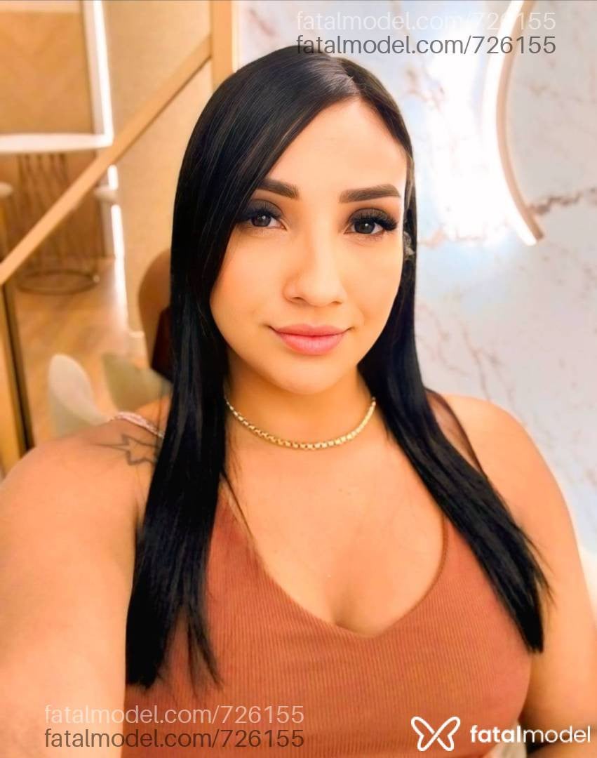 Acompanhante mulher morena (o) de olhos castanhos - Natália