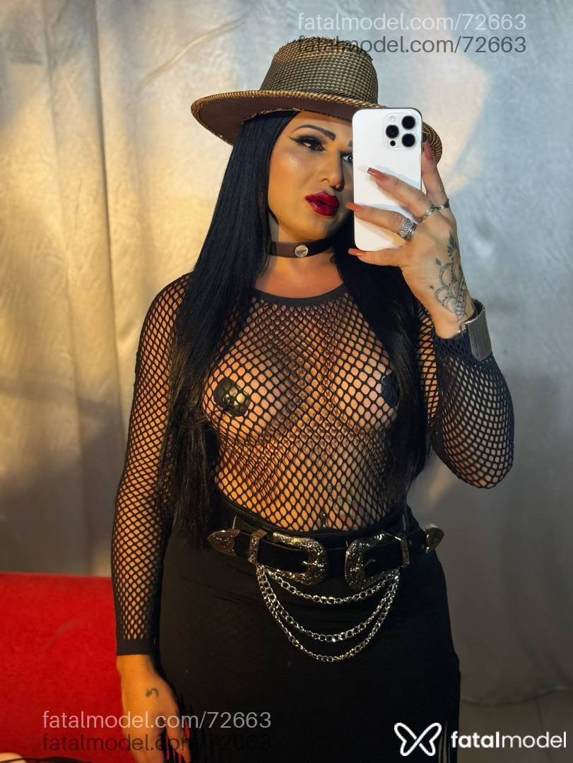 Acompanhante travesti morena (o) de olhos castanhos - Hellem pernambuca Acompanhante travesti morena (o) de olhos castanhos - Hellem pernambuca