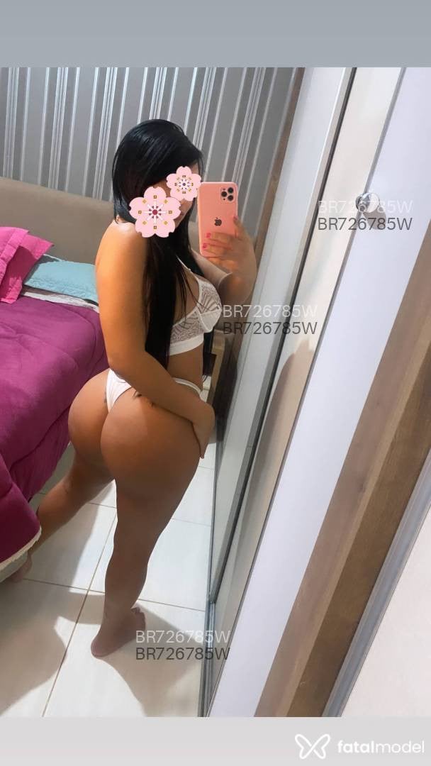 Acompanhante mulher morena (o) de olhos castanhos - Carol Cristina