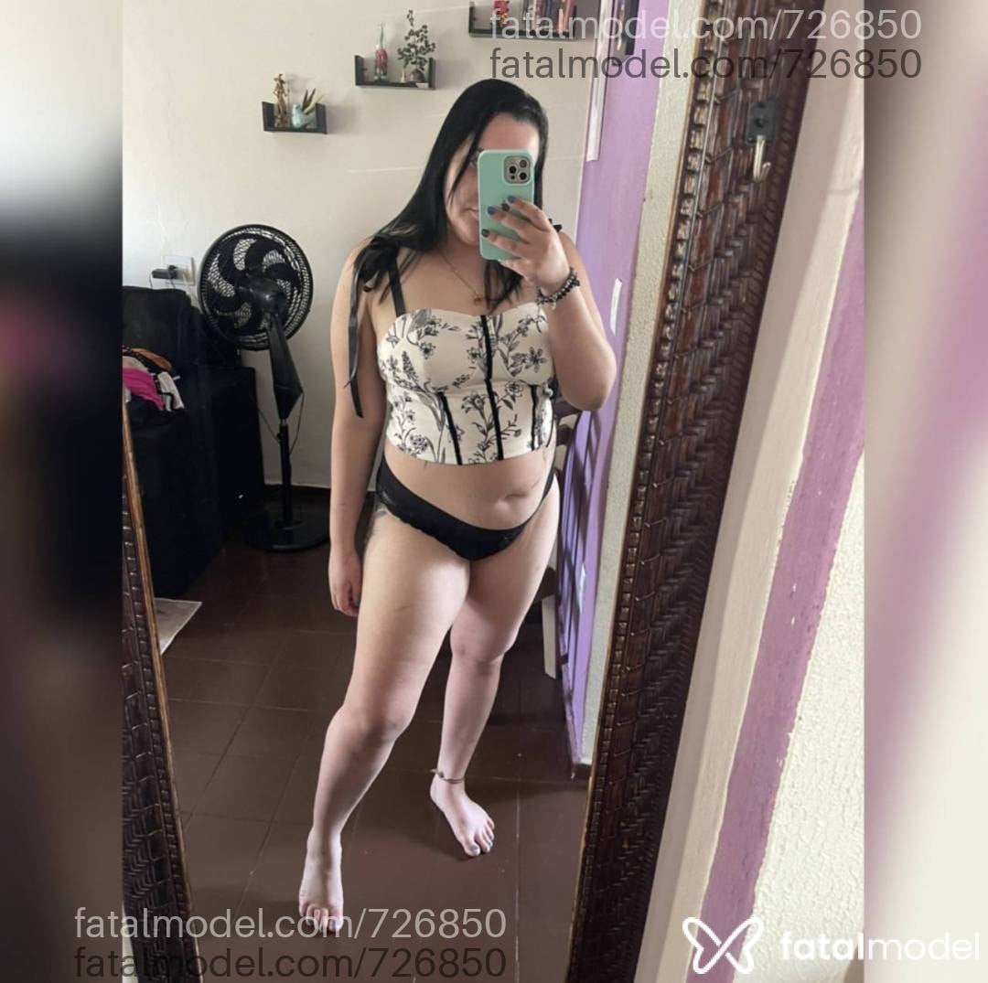 Acompanhante mulher morena (o) de olhos castanhos em Araraquara Acompanhante mulher morena (o) de olhos castanhos em Araraquara - Helena santos