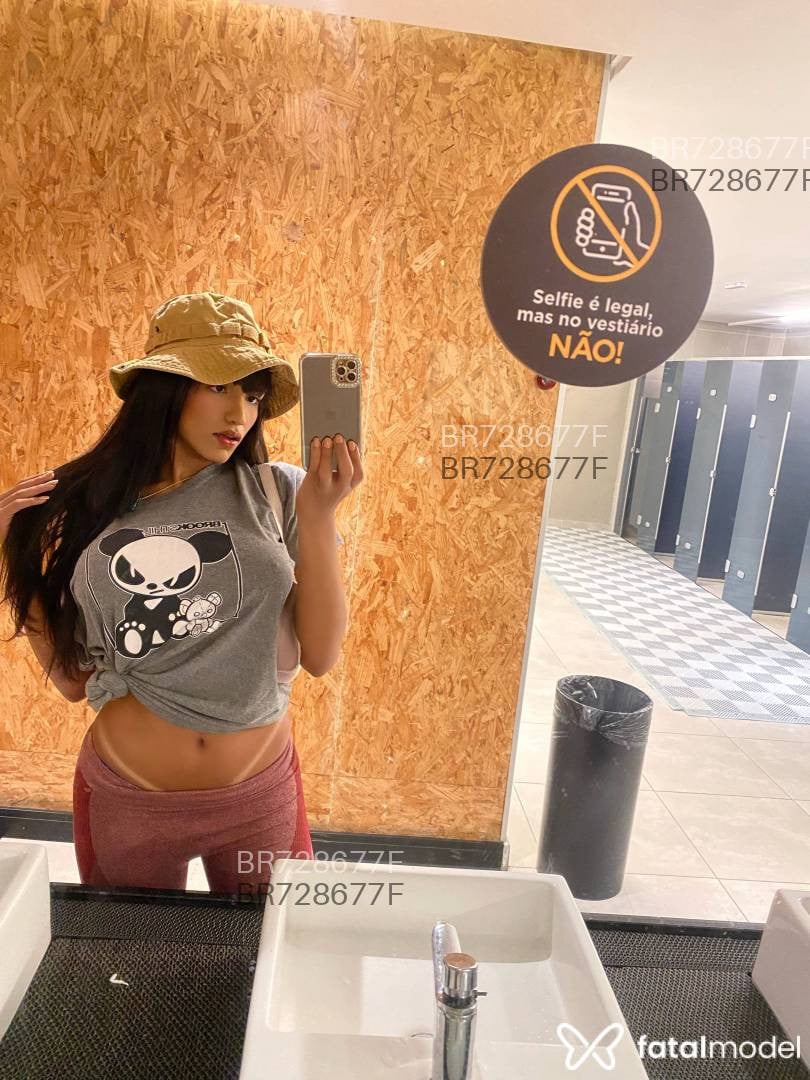 Acompanhante travesti morena (o) de olhos pretos em Belém - Sophia