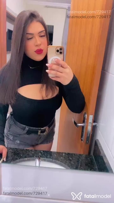 Acompanhante mulher com cabelo castanho de olhos castanhos em Capelinha - Isabely Castro
