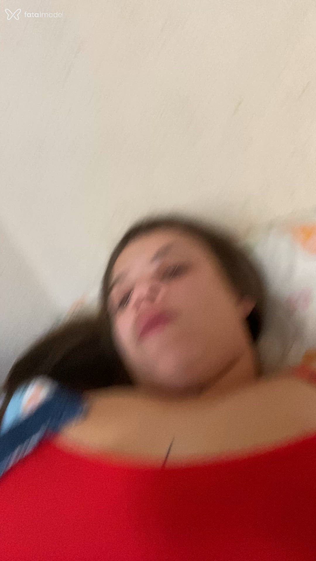 Acompanhante mulher loira (o) de olhos mel - Maria Santos