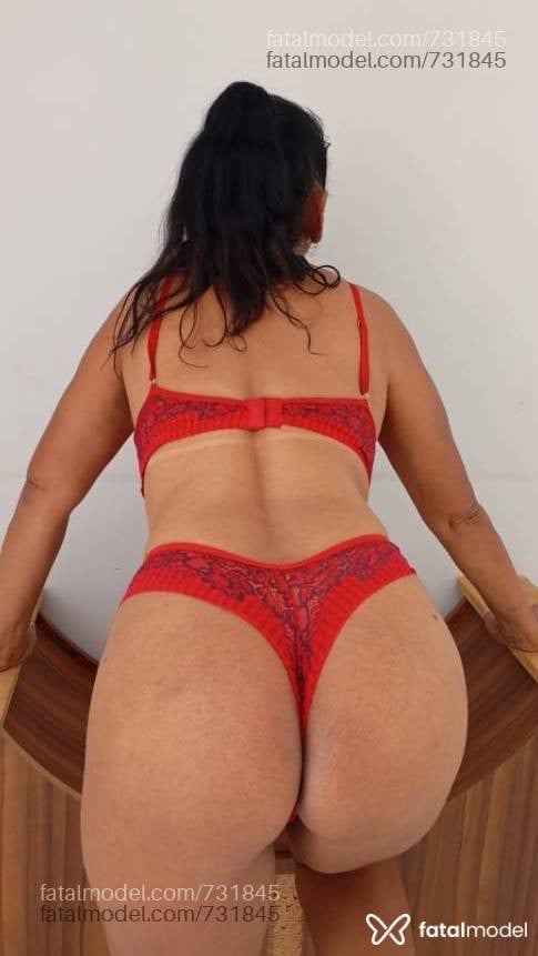 Acompanhante mulher morena (o) de olhos castanhos - Mallú Sena
