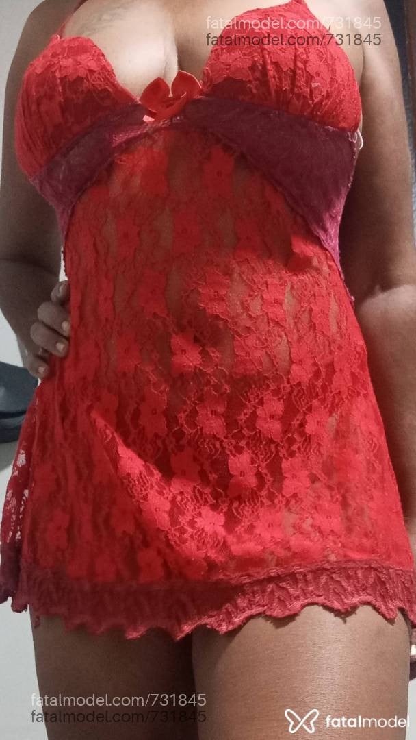 Acompanhante mulher morena (o) de olhos castanhos - Mallú Sena