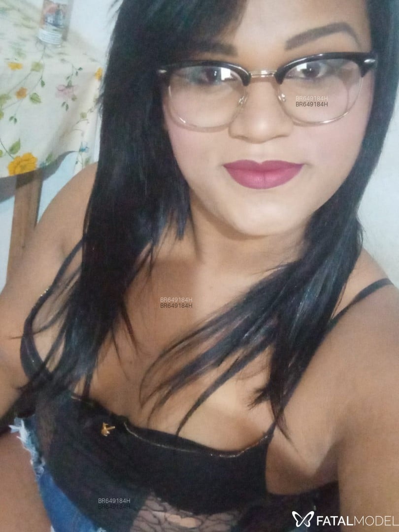 Acompanhante travesti morena (o) de olhos pretos em Luziânia - Cynthia Silva