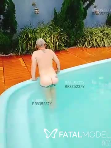 Acompanhante homem com cabelo grisalho de olhos verdes em Botucatu Acompanhante homem com cabelo grisalho de olhos verdes em Botucatu - Anderson