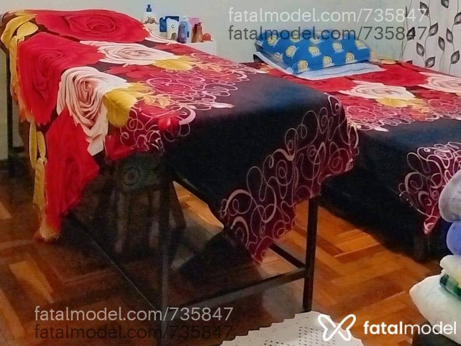Acompanhante mulher morena (o) de olhos pretos - LÍVIA
