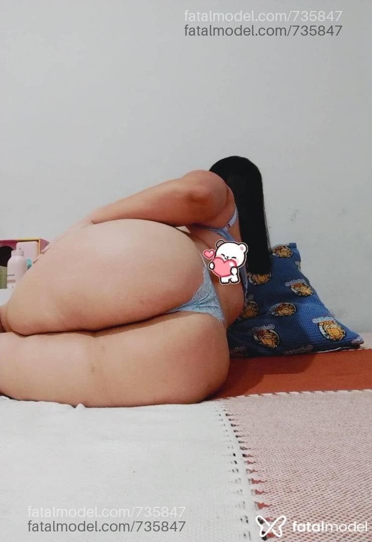 Acompanhante mulher morena (o) de olhos pretos - LÍVIA