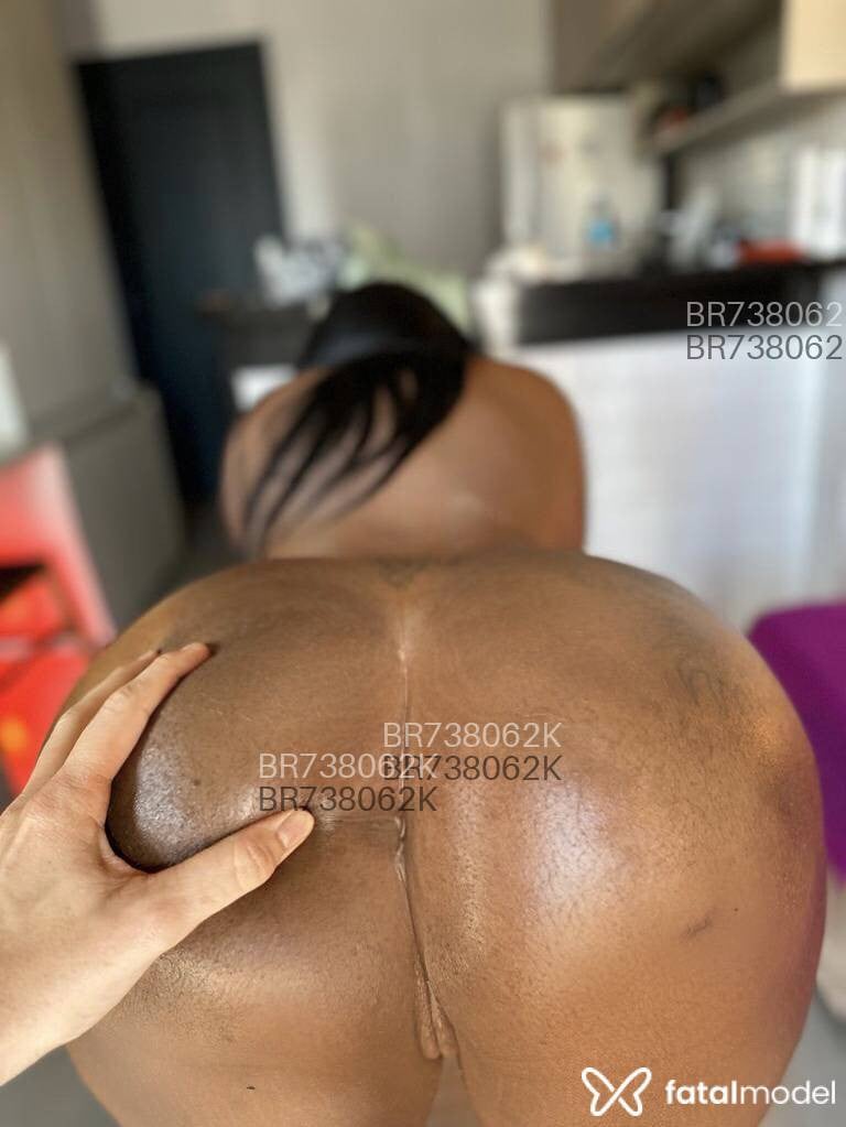 Acompanhante mulher morena (o) de olhos castanhos em Teresina Acompanhante mulher morena (o) de olhos castanhos em Teresina - Iza Nunes