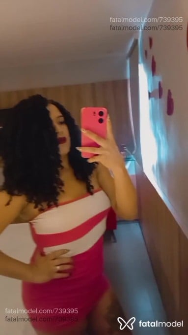 Acompanhante mulher trans morena (o) de olhos castanhos em Garanhuns Acompanhante mulher trans morena (o) de olhos castanhos em Garanhuns - Emilly Victória