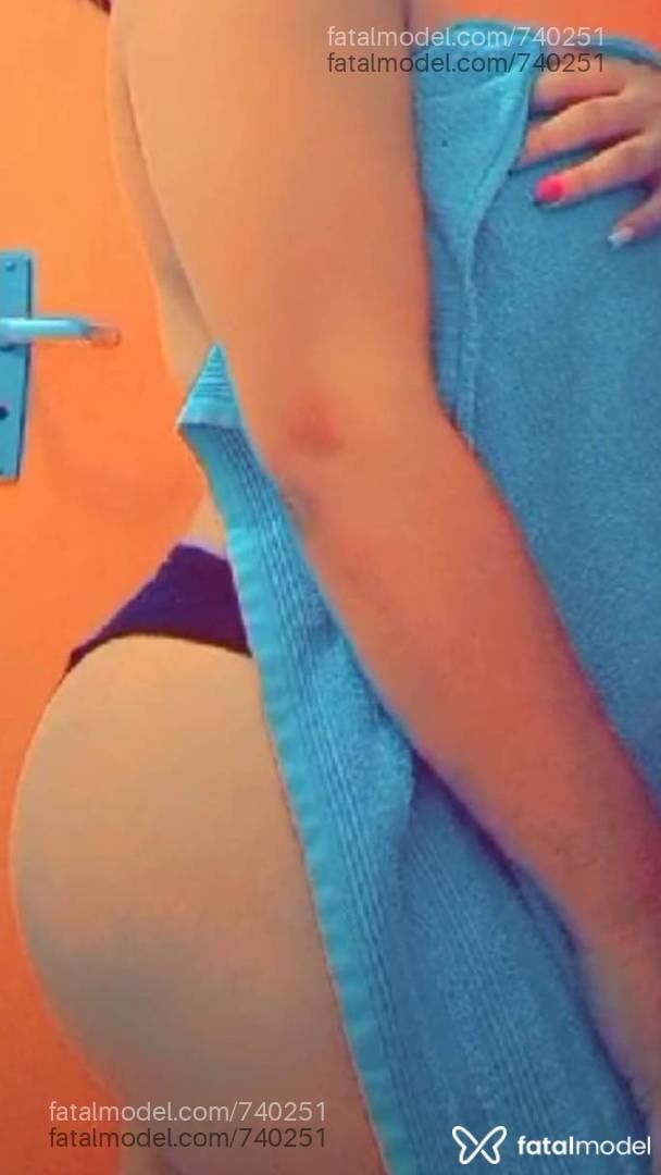 Acompanhante mulher com cabelo castanho de olhos castanhos em Medianeira - Gabi