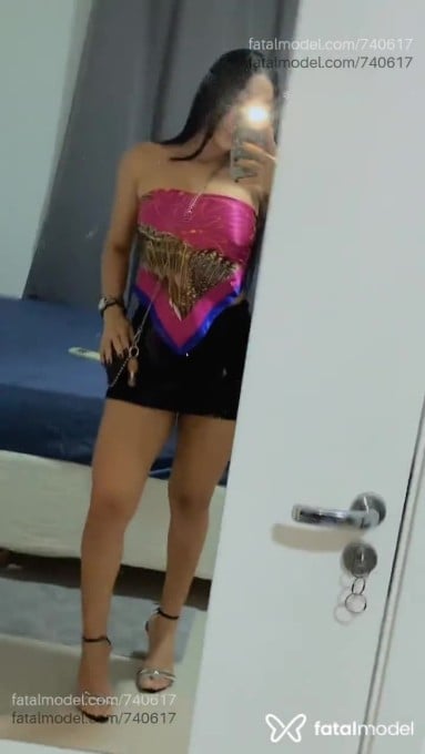 Acompanhante mulher morena (o) de olhos castanhos - Miuki