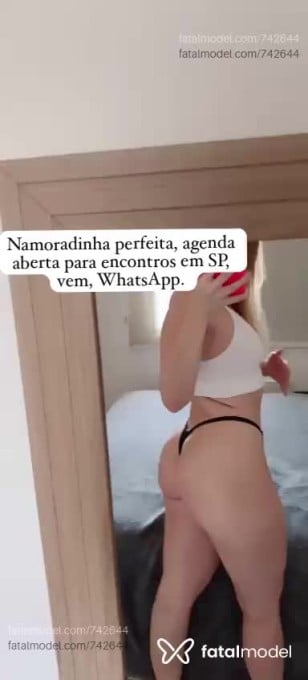 Acompanhante mulher loira (o) de olhos azuis em São Paulo Acompanhante mulher loira (o) de olhos azuis em São Paulo - Loren
