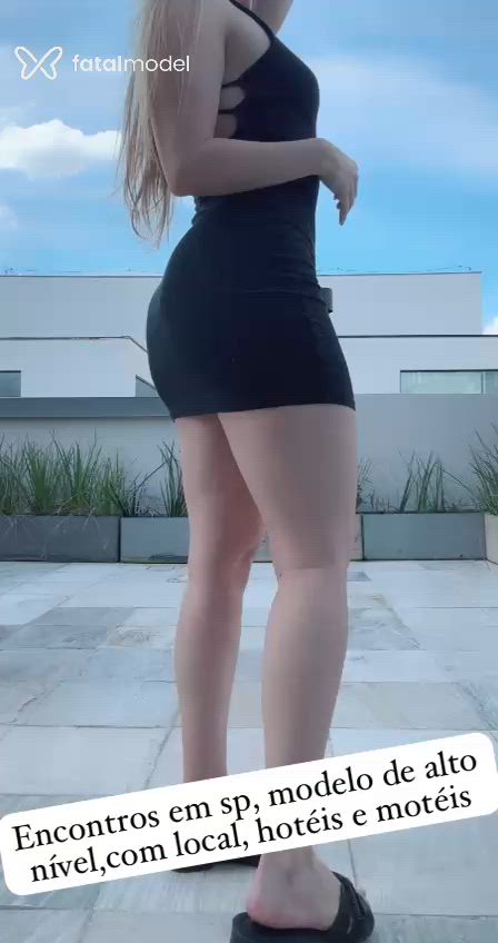 Acompanhante mulher loira (o) de olhos azuis - Loren