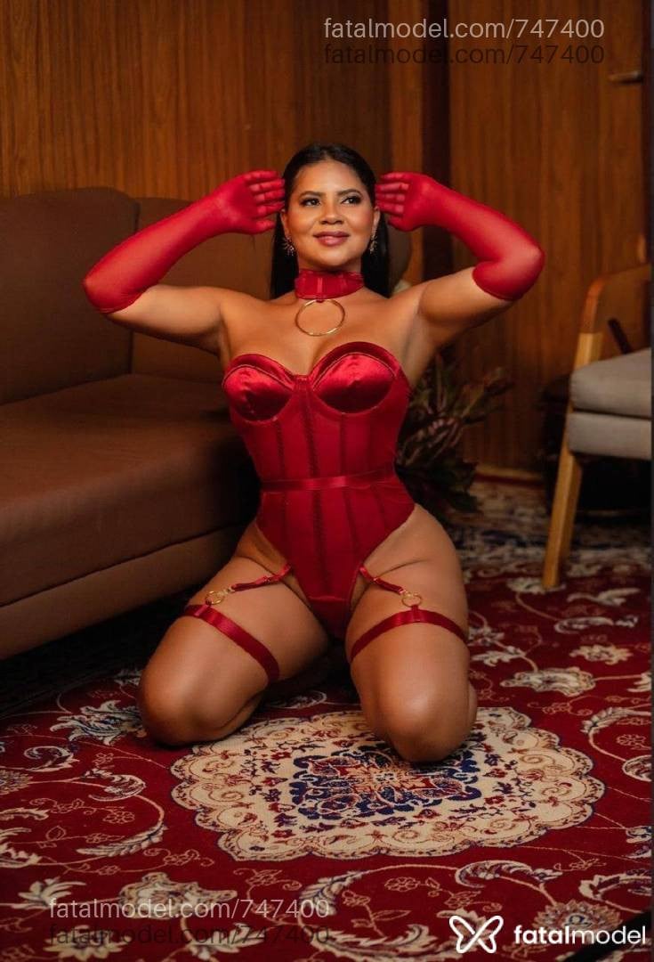 Acompanhante mulher morena (o) de olhos castanhos - Larissa melo
